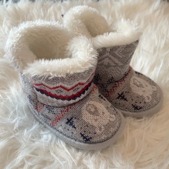 Joe Fresh Slippers - Picture 1 of 2